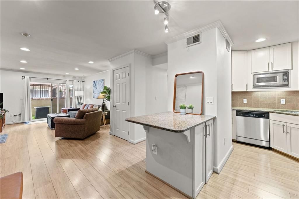 5006 Baltimore Avenue — photo 11