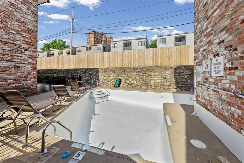 5006 Baltimore Avenue — photo 27