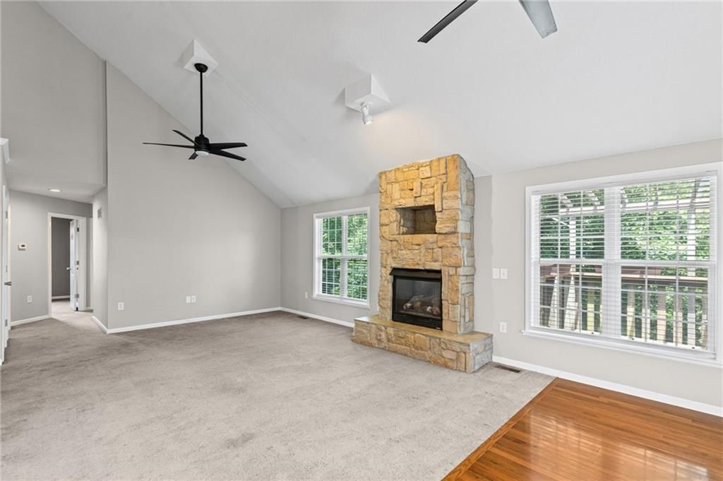 1224 Greenbrier Drive — photo 11