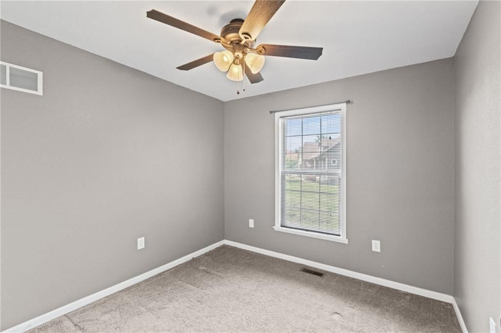 1224 Greenbrier Drive — photo 16