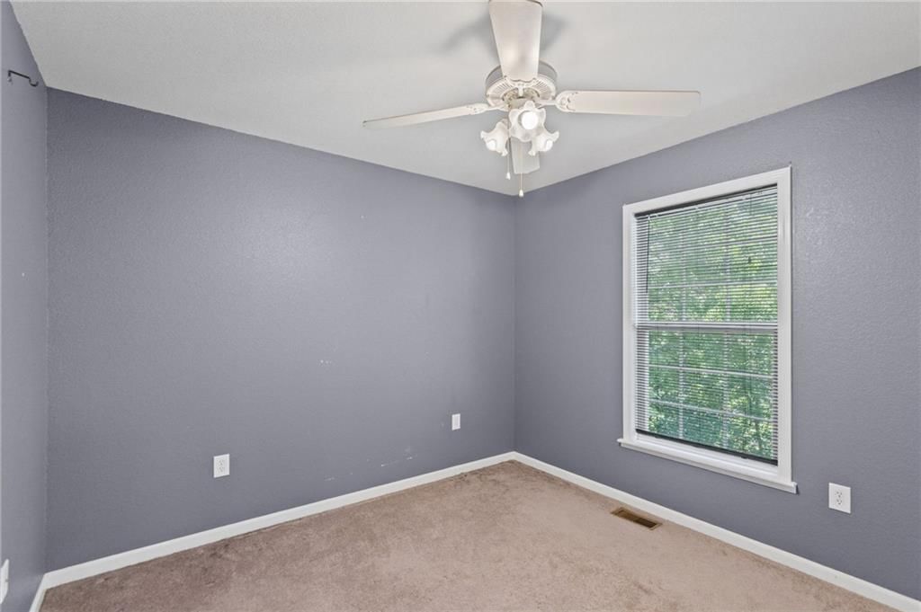 1224 Greenbrier Drive — photo 18