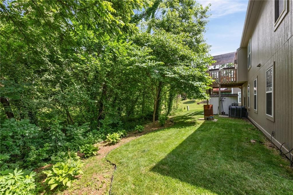 1224 Greenbrier Drive — photo 29