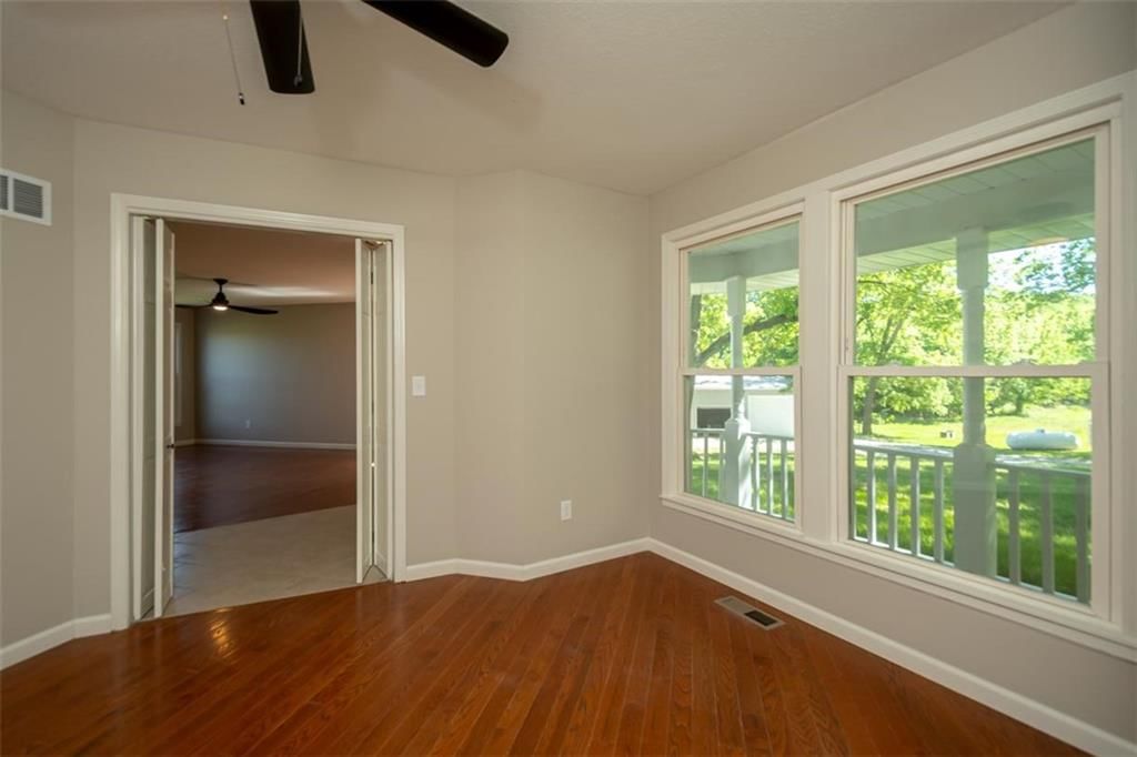 820 E 1000 Road — photo 10