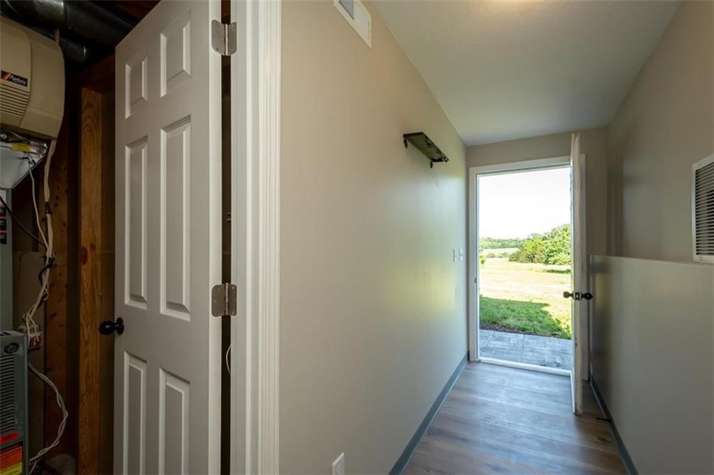 820 E 1000 Road — photo 33