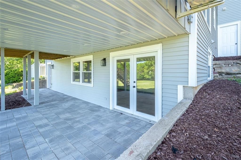 820 E 1000 Road — photo 36