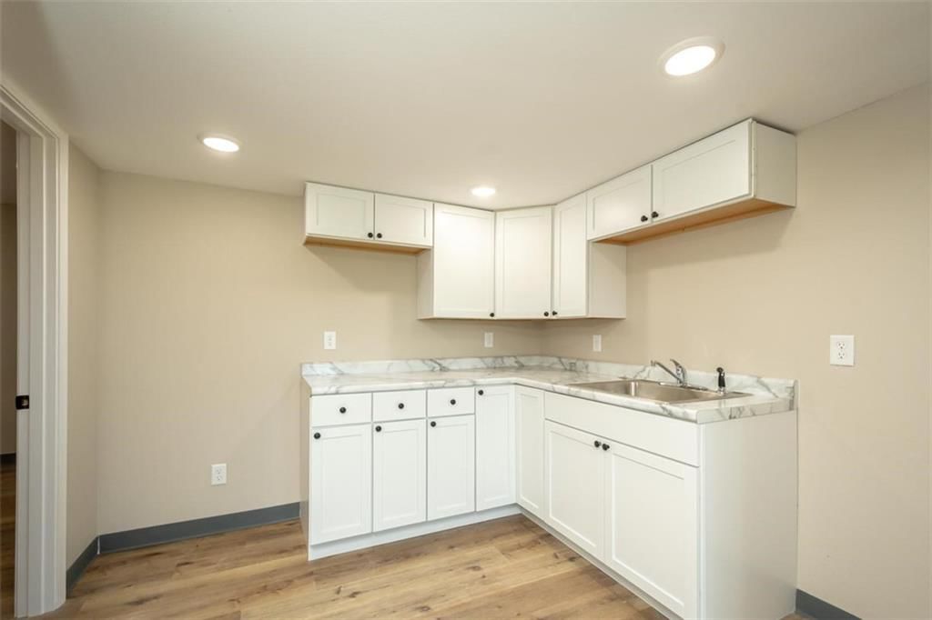 820 E 1000 Road — photo 38