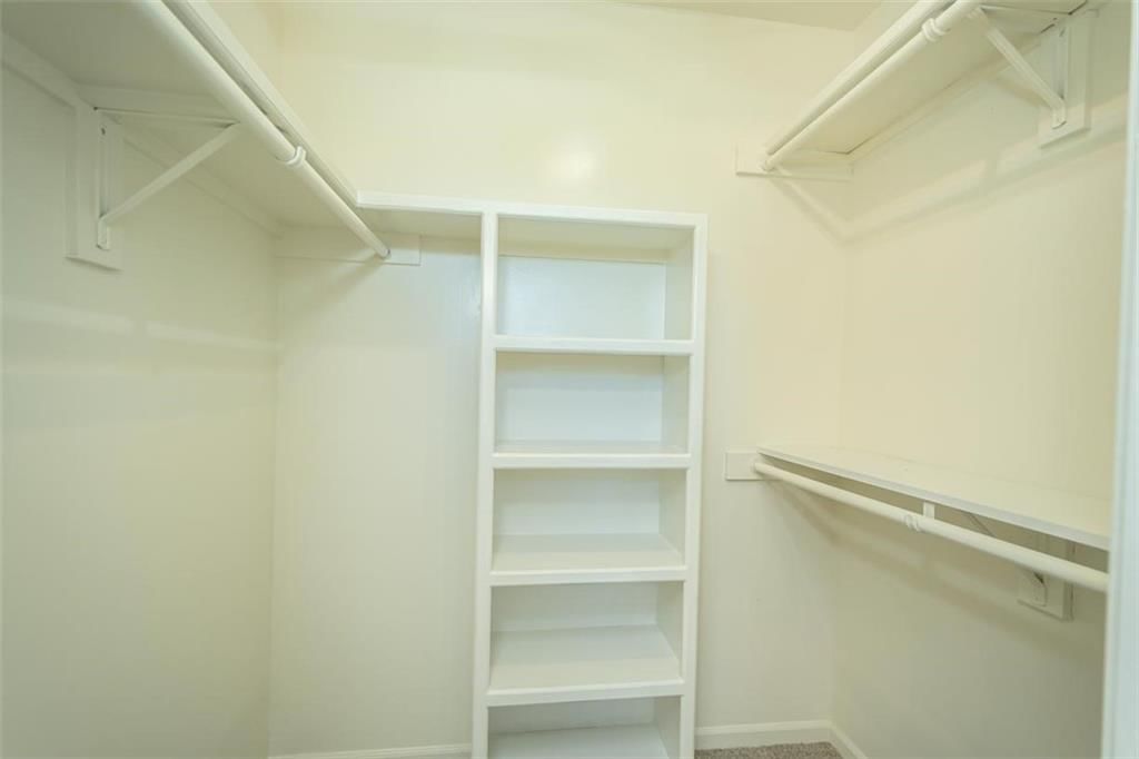 820 E 1000 Road — photo 53