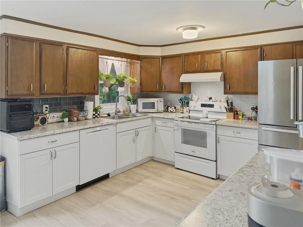 1525 Jackson Street — photo 8