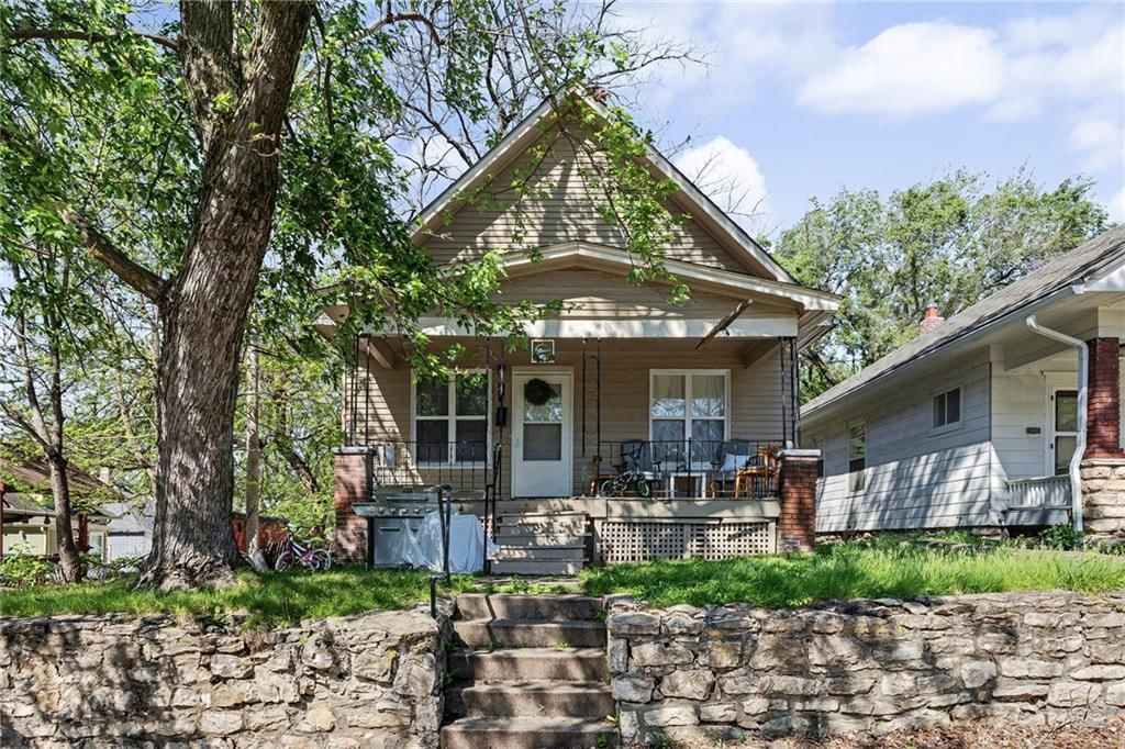 308 N Lawndale Avenue — photo 1