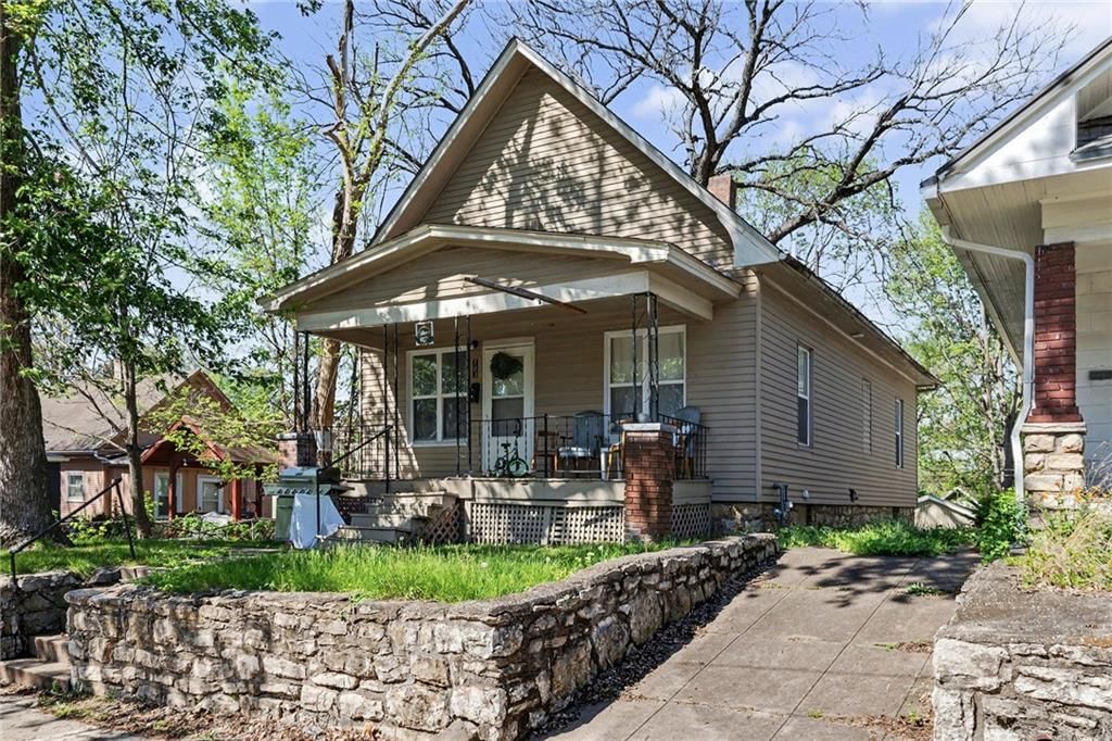 308 N Lawndale Avenue — photo 2