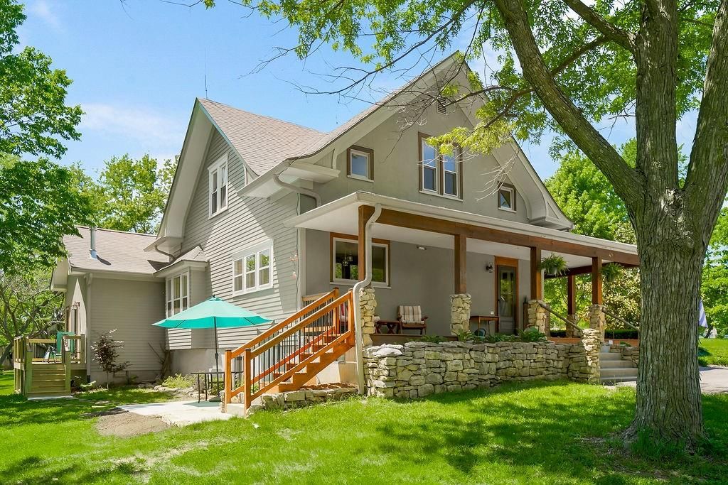 1601 Woods Chapel Road — photo 4