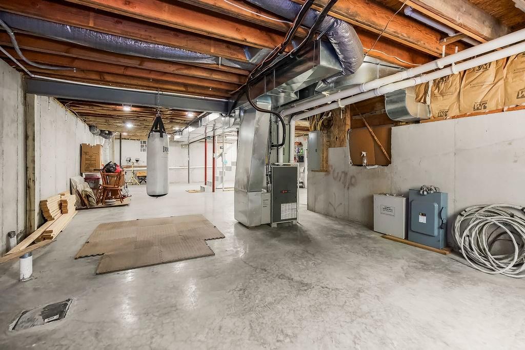 1601 Woods Chapel Road — photo 32