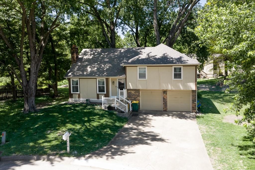 5808 Clark Circle — photo 2