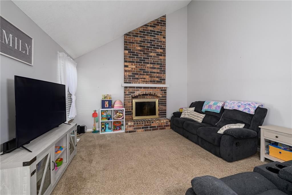 5808 Clark Circle — photo 8