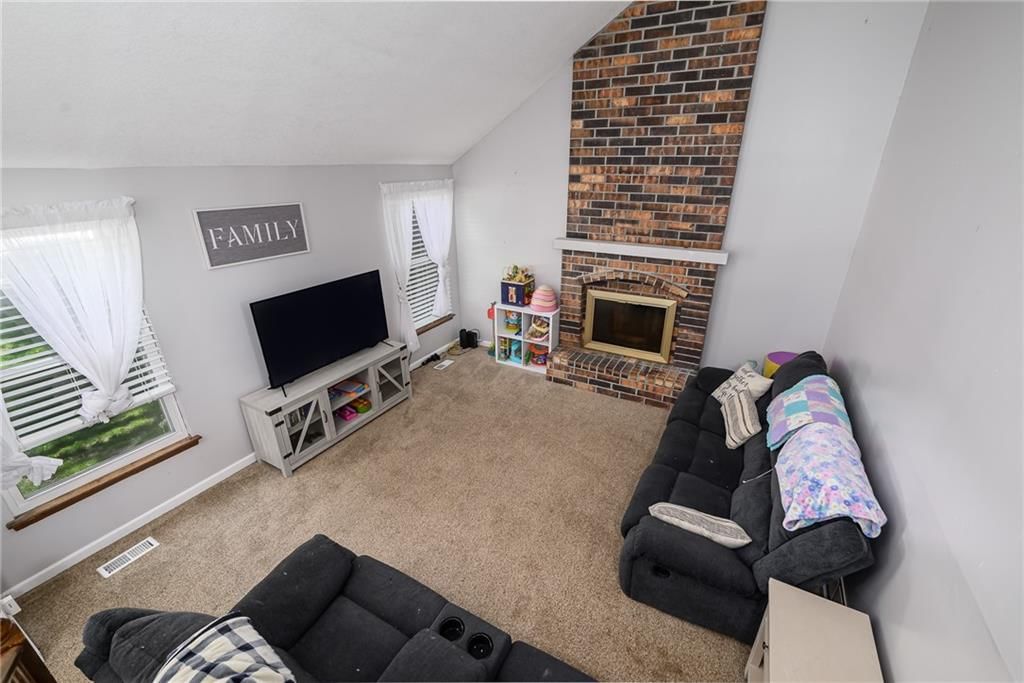 5808 Clark Circle — photo 9