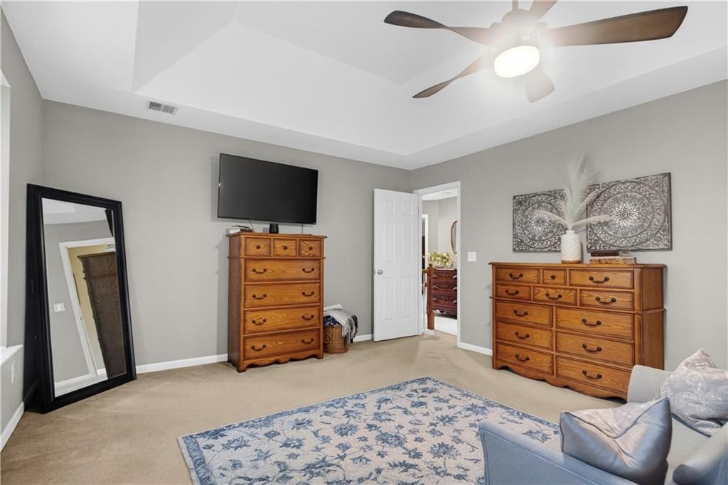 12037 S Hallet Street — photo 20