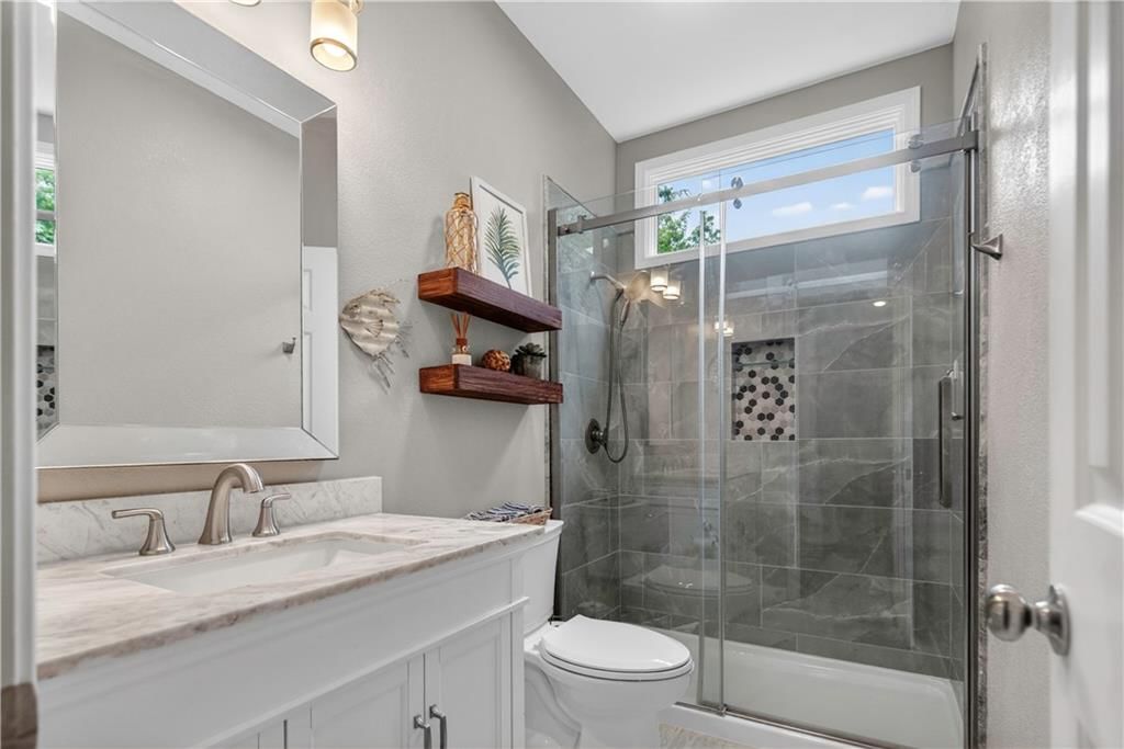 12037 S Hallet Street — photo 29