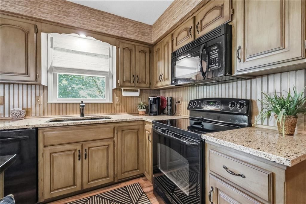 6626 Oak Ridge Drive — photo 10