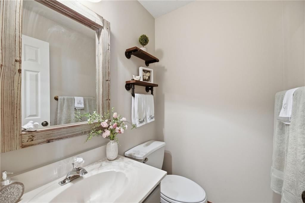7638 N Pomona Avenue — photo 20