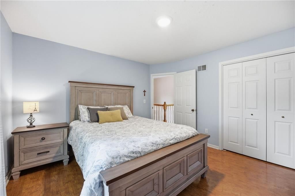 7638 N Pomona Avenue — photo 36