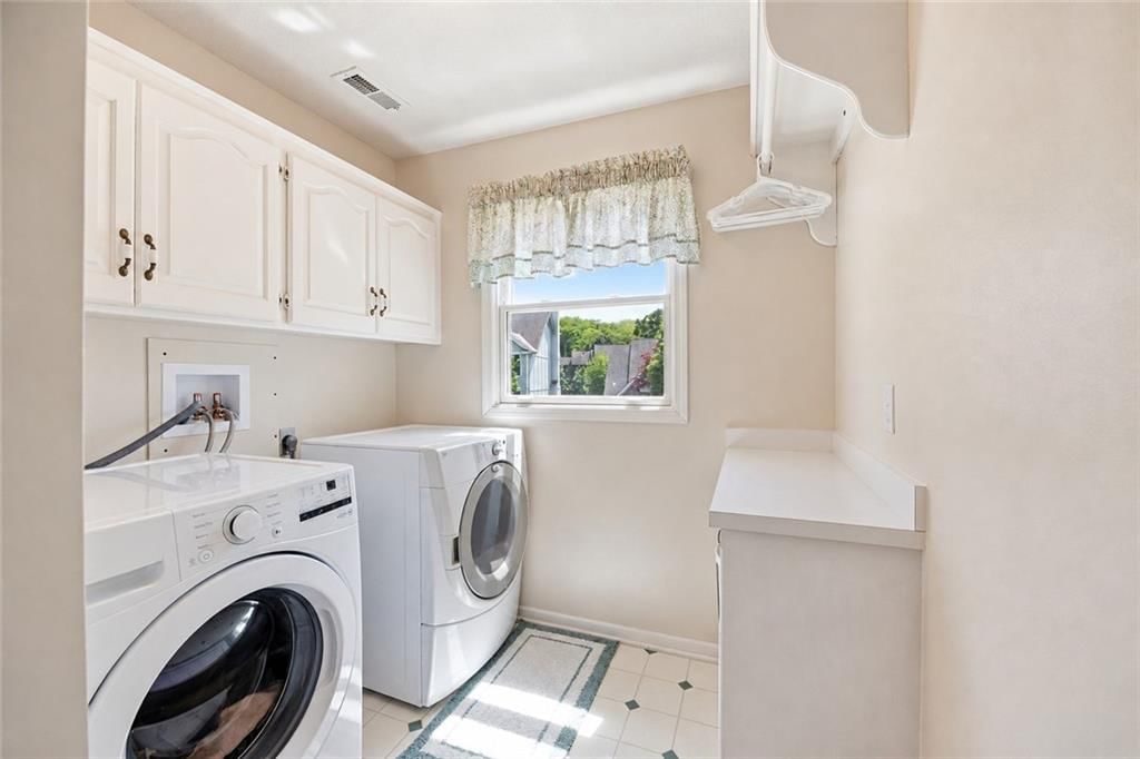 7638 N Pomona Avenue — photo 38