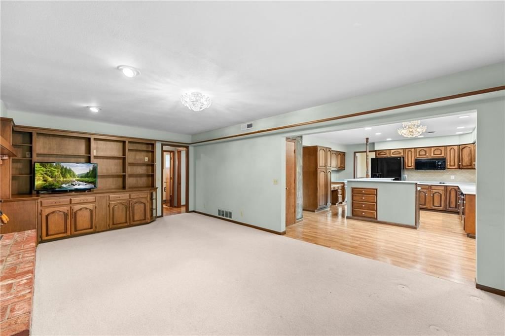 308 Canary Lane — photo 4