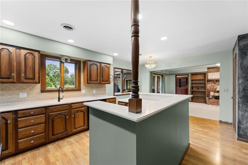 308 Canary Lane — photo 15