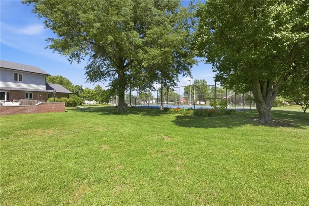 308 Canary Lane — photo 46