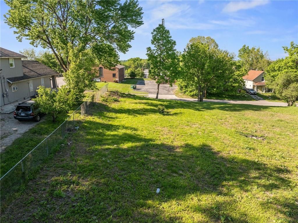 1217 Armstrong Avenue — photo 5