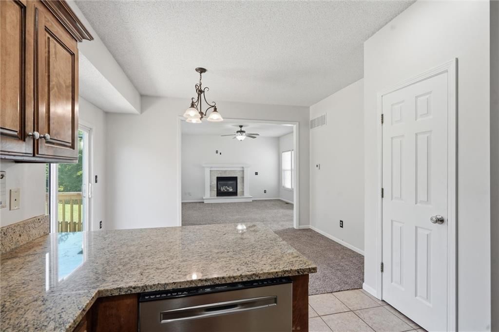 11448 Parkview Avenue — photo 14