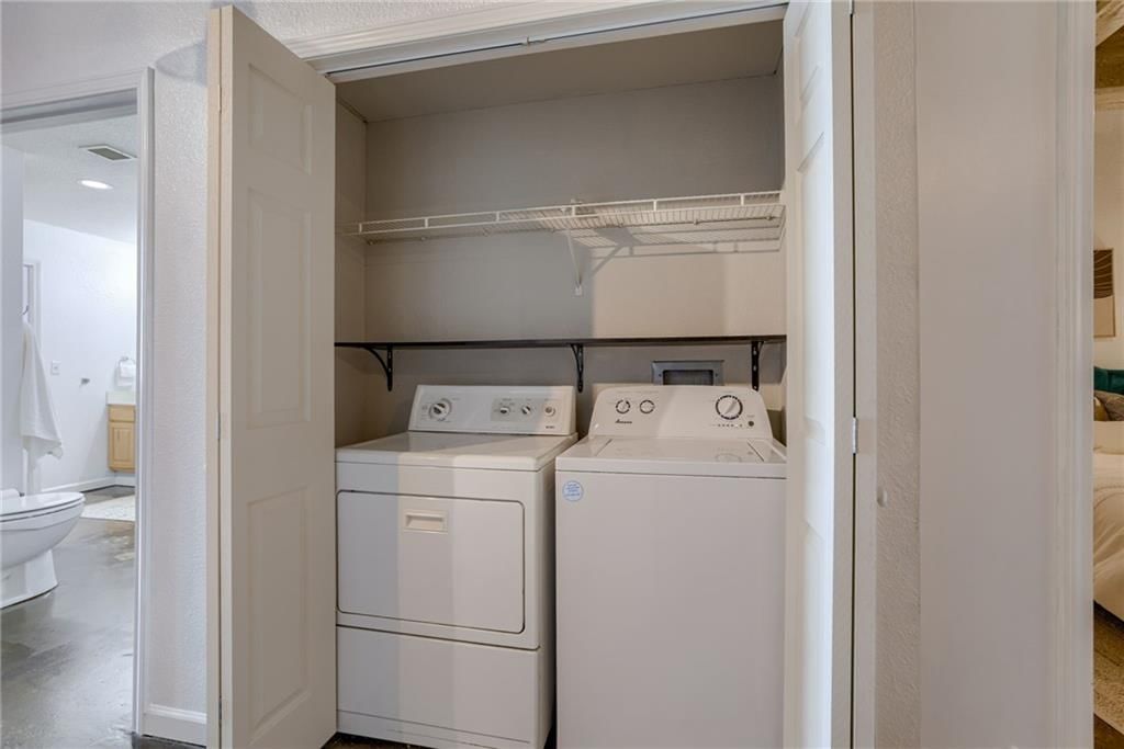 321 W 7th Street — photo 4