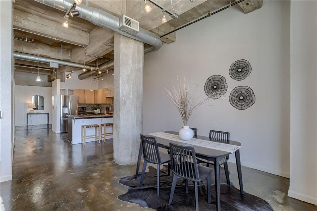 321 W 7th Street — photo 9