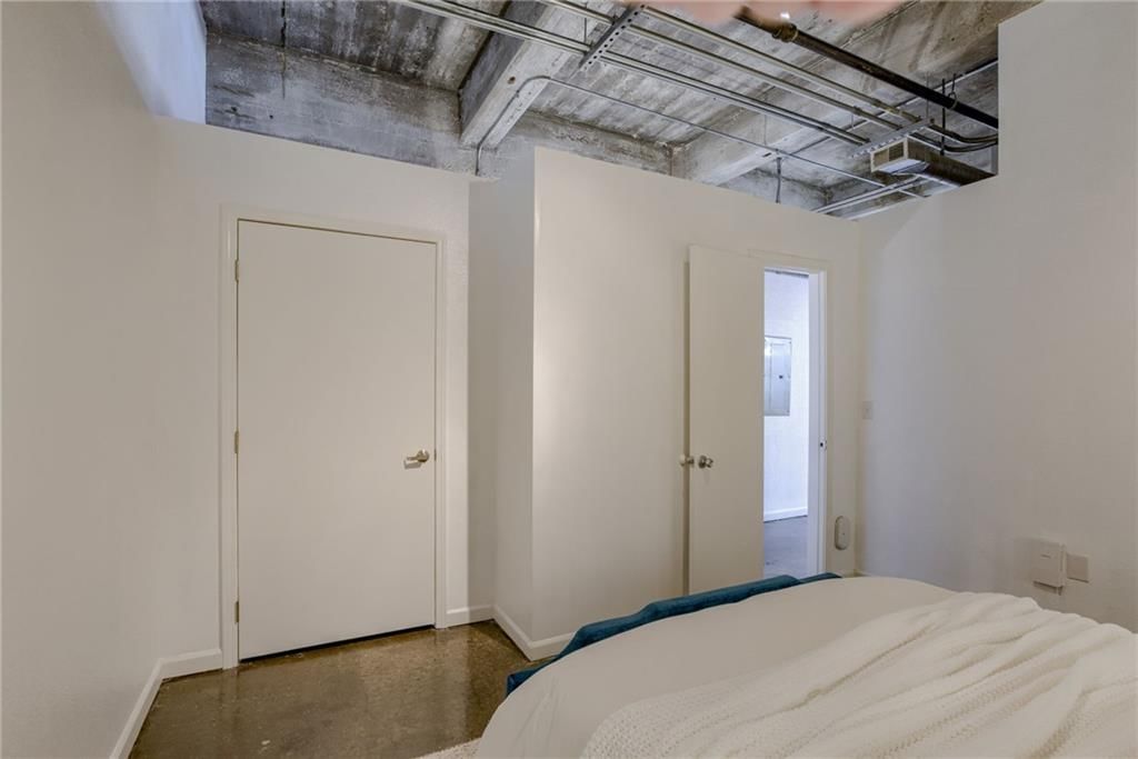321 W 7th Street — photo 14
