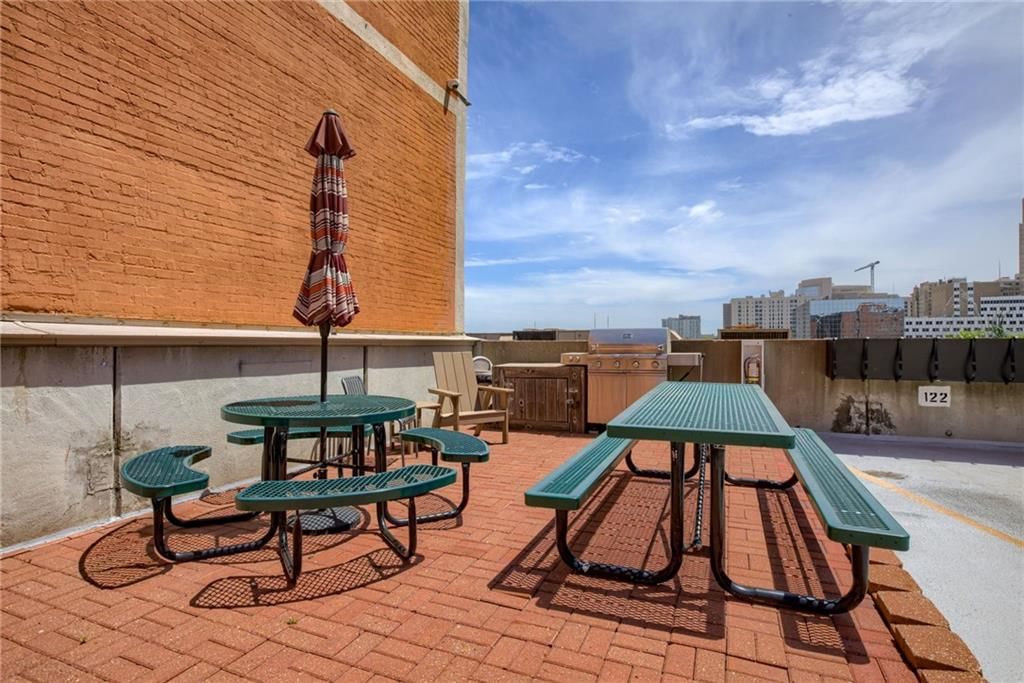 321 W 7th Street — photo 18