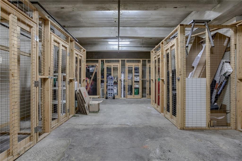321 W 7th Street — photo 22