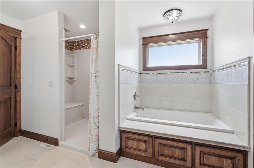 7630 SE Berryton Road — photo 31