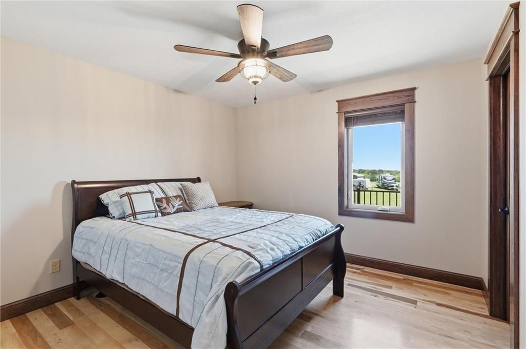 7630 SE Berryton Road — photo 37