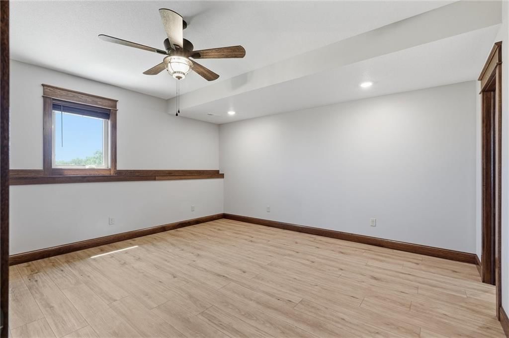7630 SE Berryton Road — photo 40