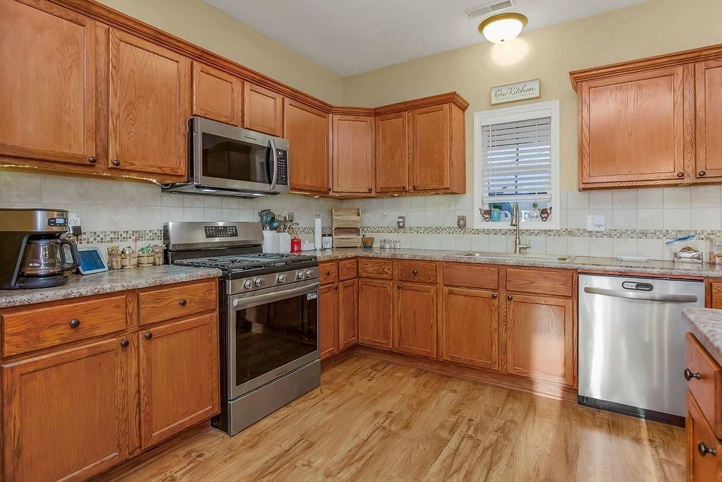 4395 Weaver School Road — photo 10