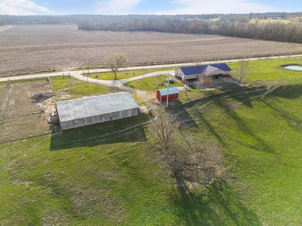 4395 Weaver School Road — photo 26