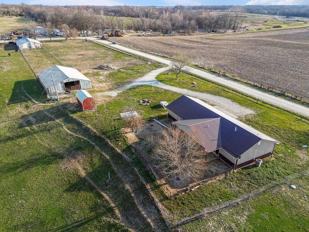 4395 Weaver School Road — photo 32