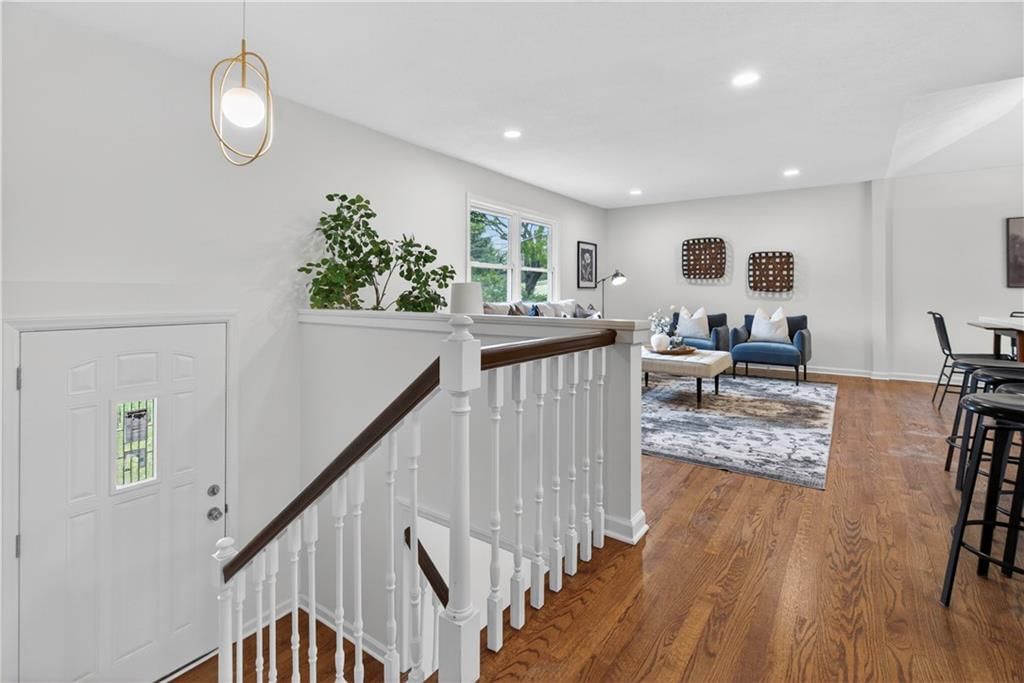 13516 W 71st Street — photo 3