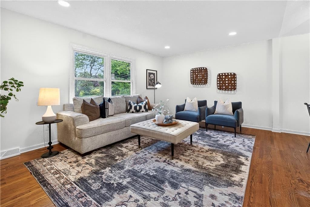 13516 W 71st Street — photo 4