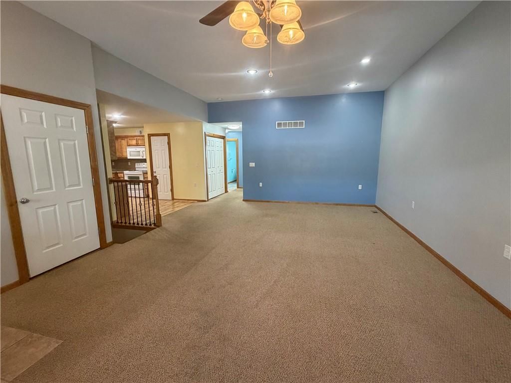15621 Landauer Circle — photo 7