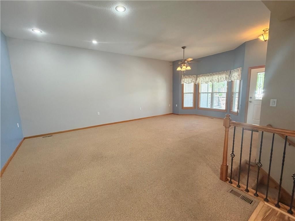 15621 Landauer Circle — photo 8