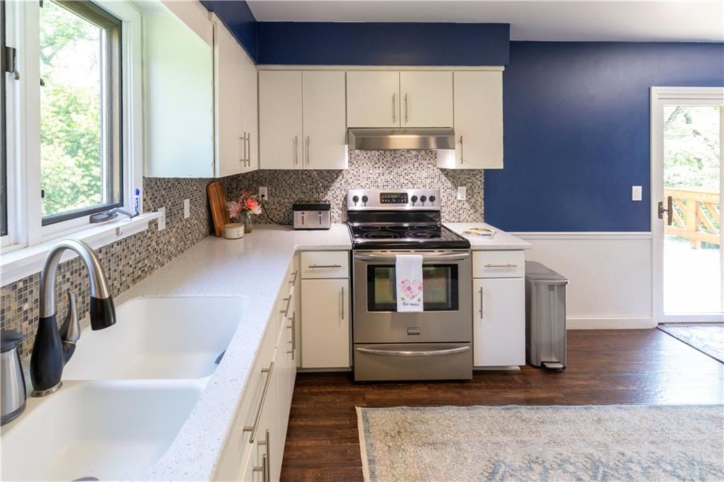 19005 Lowell Avenue — photo 15