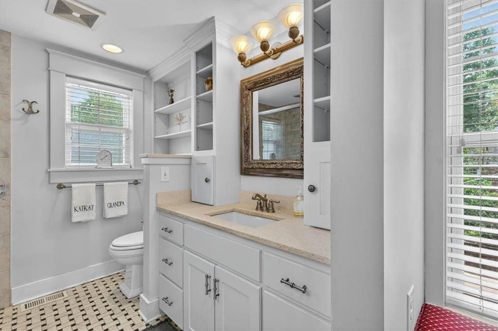 631 W 59th Street — photo 22