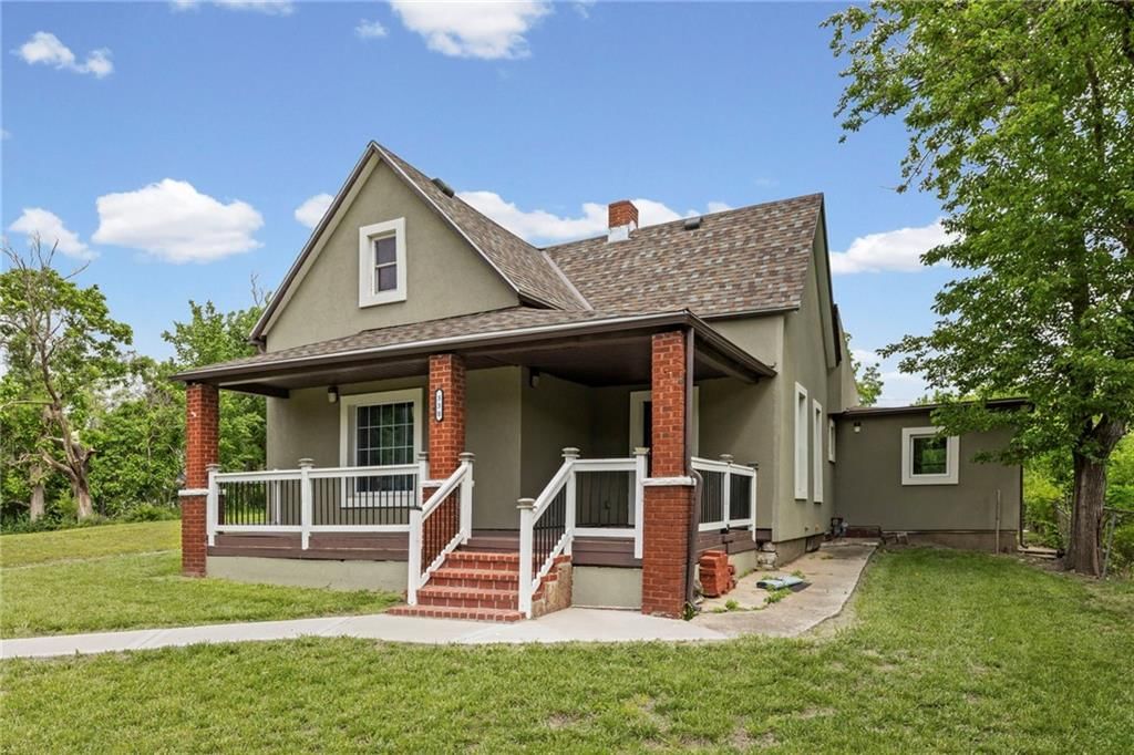 330 Garfield Avenue — photo 2