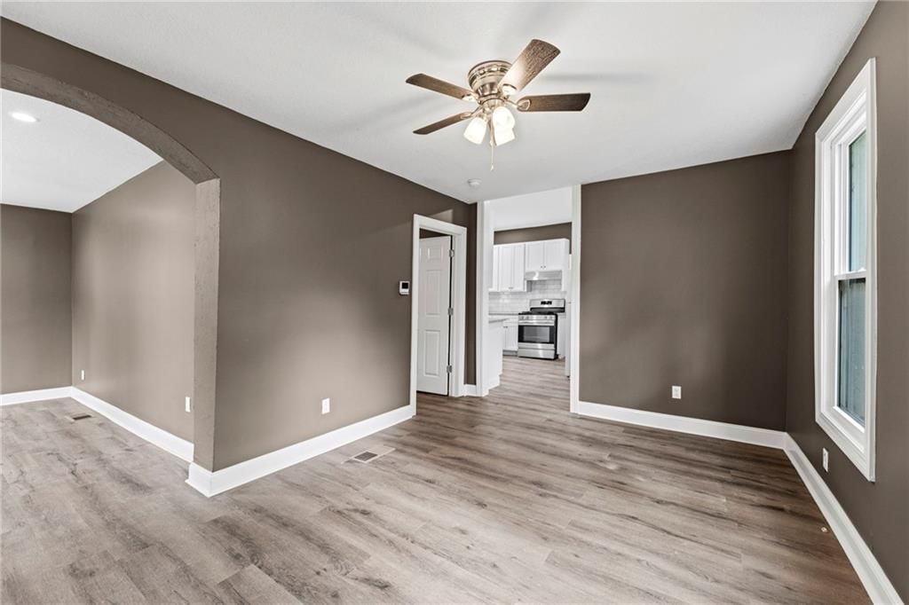 330 Garfield Avenue — photo 9