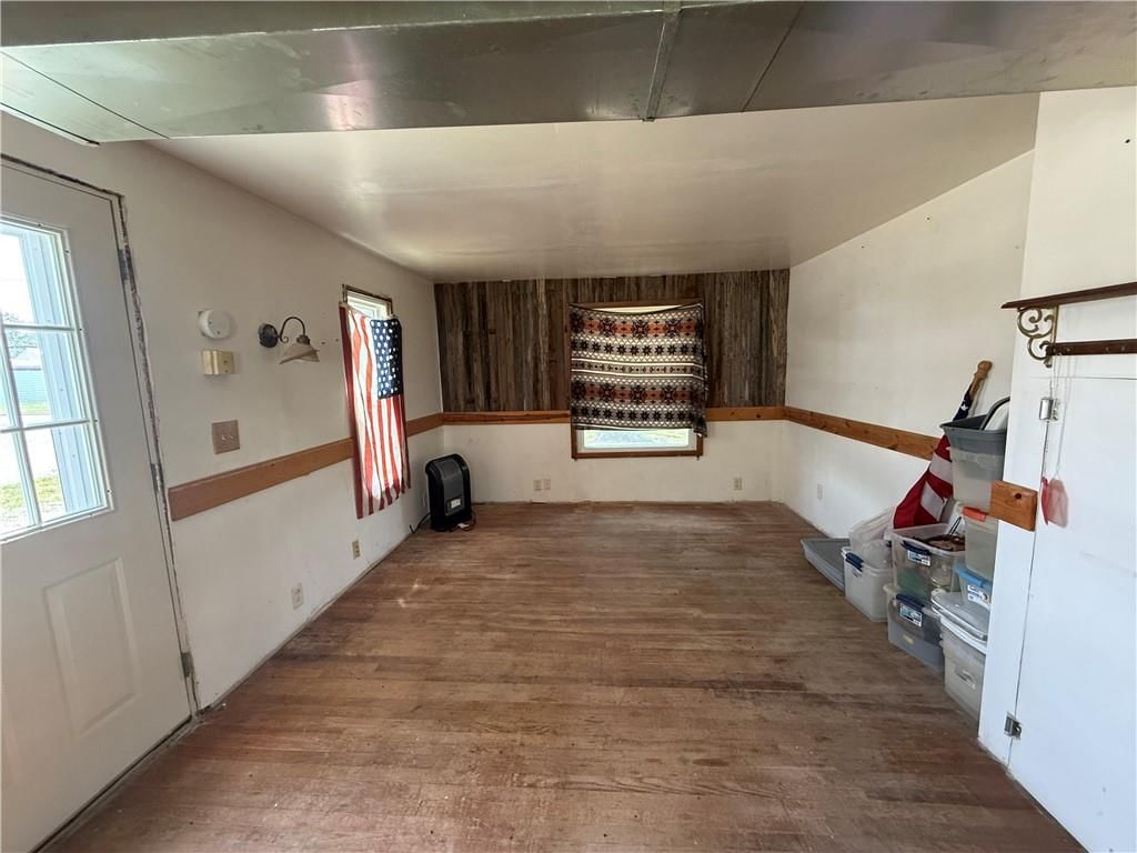 102 N West Street — photo 6